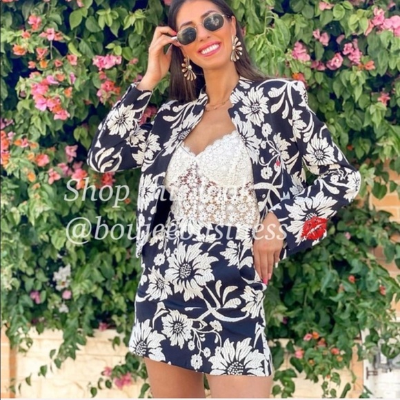 ZARA BNWT Jacquard Printed Blazer - Picture 3 of 7